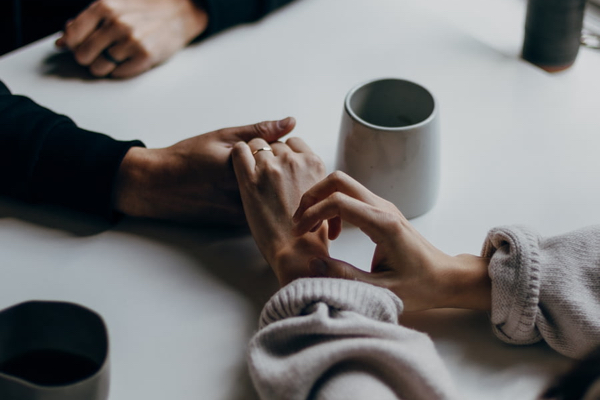 如何挽回坚决离婚的老公：理解心理与有效策略