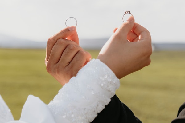 如何挽回老公？女人必学的婚姻修复指南