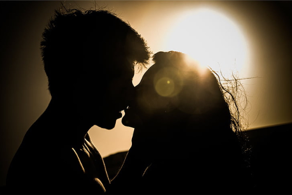 如何挽回老公：婚姻失误后的修复指南